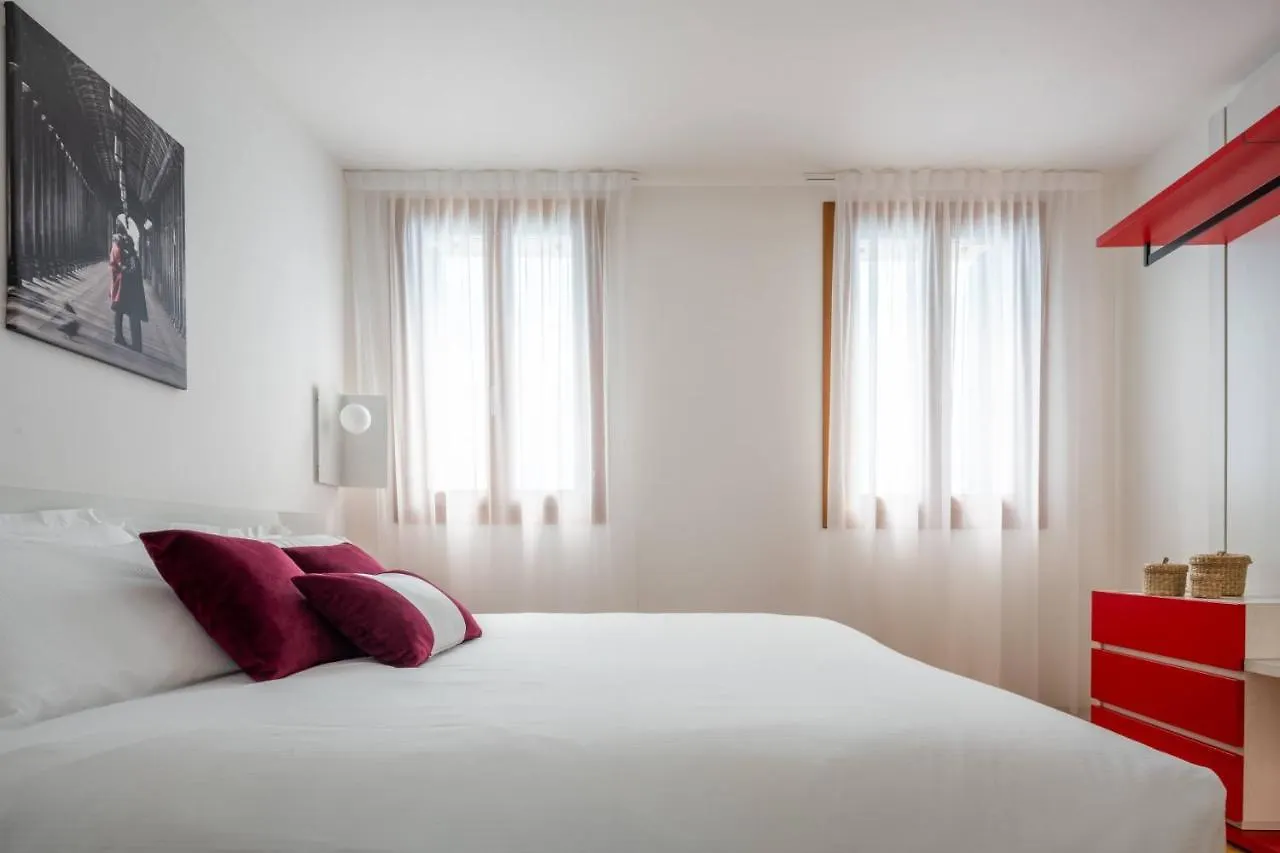 Biennale Palace R&R Venice Apartment